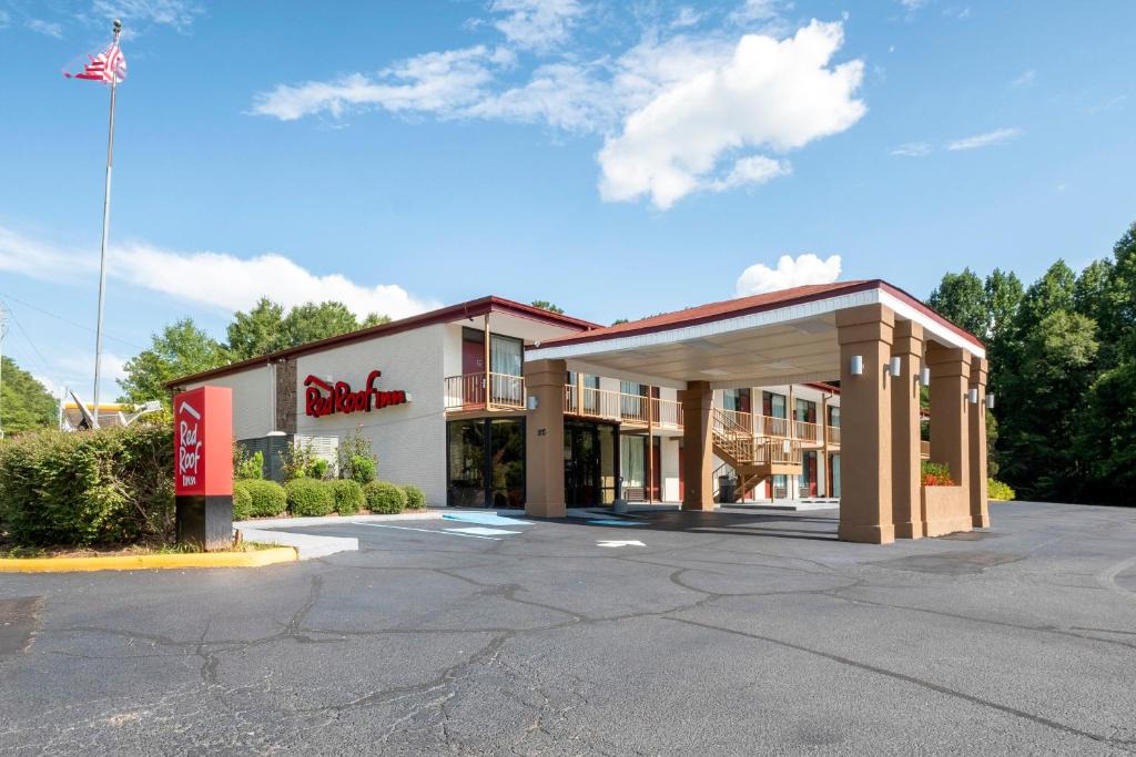Red Roof Inn West Point | West Point