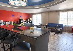 2-Star Hotel ∙ Best Western Plus Tech Medical Center Inn