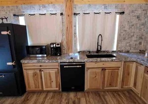 Brother Bear Lodge at Talkeetna