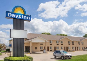 Days Inn by Wyndham Charleston