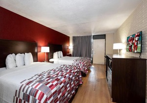 Red Roof Inn - West Point