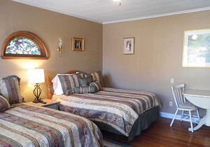 Room 3 at Otter Creek Inn