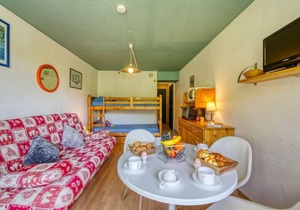 Soyouz Vanguard by Interhome