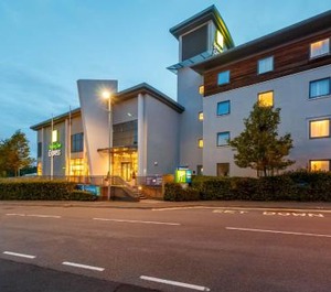 Holiday Inn Express Walsall Ihg Hotel 