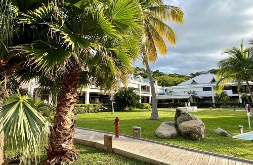 Anse Marcel Apartment | À 2 pas de la Plage, Découvrez « Casa Papa », un Joyau à la Décoration Soignée!