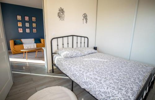 Sartrouville Apartment | À Trois Minutes de la Gare