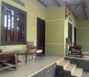 Central Mui Ne Beach House | Ánh Trăng Homestay