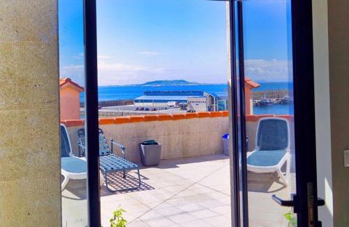 Aguino Apartment | Ático con la mejor terraza de Aguiño y vistas