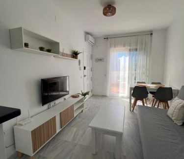 Rota Apartment | Ático con terraza - 2 minutos de la playa