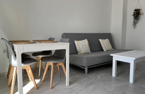 Rota Apartment | Ático con terraza - 2 minutos de la playa