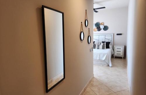 Vera Apartment | Ático esquinero con preciosas vistas al Valle del Este Golf con piscina comunitaria!
