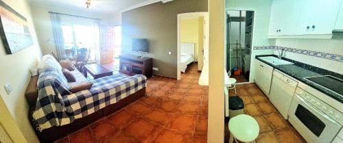 Vera Beach Apartment | Ático muy soleado Veramar 5 con vistas al mar
