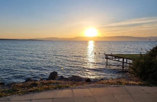 Cesme House | ÇATKAPI PANSİYON Çiftlikköy Çeşme -İzmir