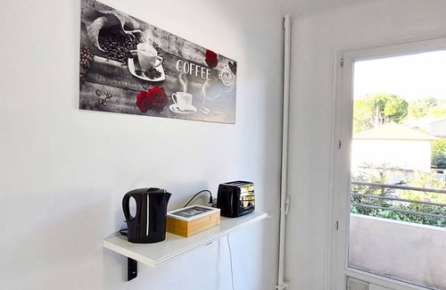 Cagnes-sur-Mer Apartment | Éclat Méditerranéen - Netflix - Prime Vidéo