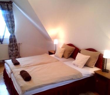 Balatonfured Apartment | Éden Villa Apartmanház