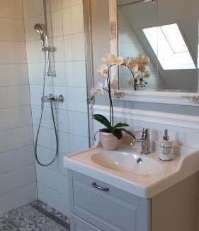 Balatonfured Apartment | Éden Villa Apartmanház 2