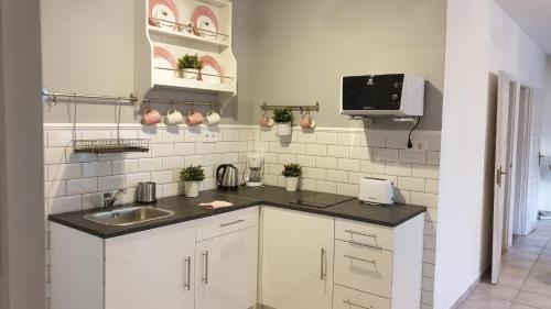 Balatonfured Apartment | Éden Villa Apartmanház 2