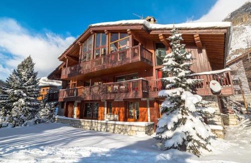 Val-d'Isere Apartment | Élégant 4 pièces avec terrasse plein Sud, cheminée, parking couvert, au centre proche pistes et commodités - FR-1-694-91
