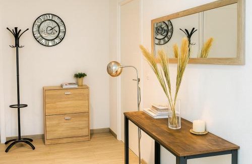Roseraie - Orgemont Apartment | Élégant rez-de-jardin 4 chambres à Angers
