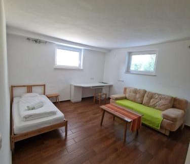 Ljubljana Apartment | Čebelja Zibka
