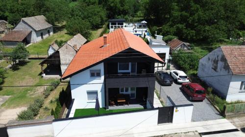 Vrdnik Apartment | Čudna šuma apartmani Vrdnik