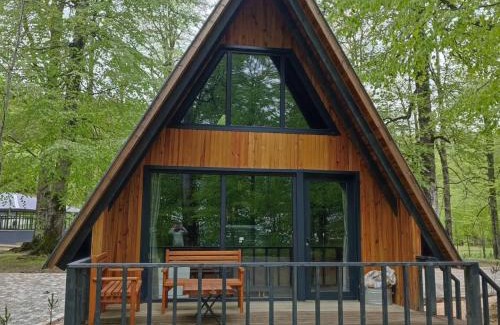 Korgan Ski Chalet | ıtenıcı konaklamalı orman park