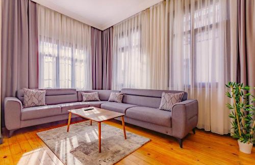 Galata Apartment | Şeref Aziz Keskin Apartment