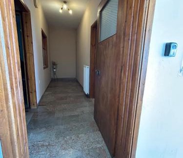 Dirfys-Messapia Apartment | Διαμέρισμα στο κοντοδεσπότι, δωρεάν πάρκινγκ και μια απίστευτη θέα στην θάλασσα