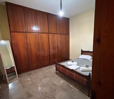 Dirfys-Messapia Apartment | Διαμέρισμα στο κοντοδεσπότι, δωρεάν πάρκινγκ και μια απίστευτη θέα στην θάλασσα