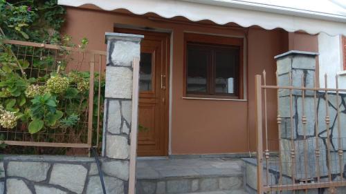 Agios Nikolaos House | ΠΛΑΤΕΙΑ-PLATIA