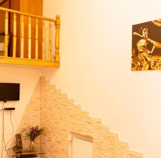 Yavory Apartment | Біля цирку (Near the circus)