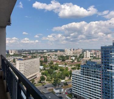 Dniprovs'kyi District Apartment | Видові 1к-2к апартаменти 11,15, 23 поверхи