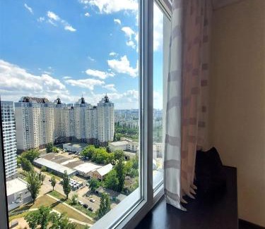 Dniprovs'kyi District Apartment | Видові 1к-2к апартаменти 11,15, 23 поверхи