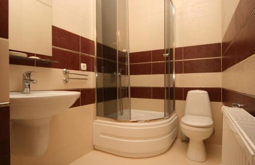 Tatariv House | Гостьовий дім Tauer