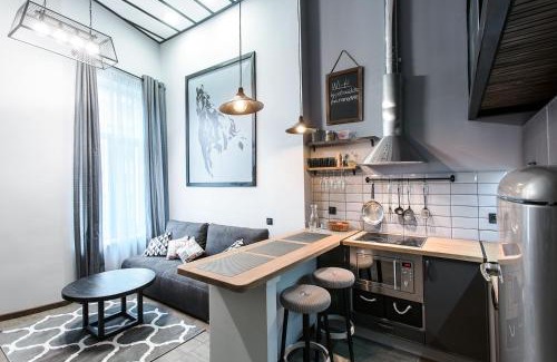 Odessa Apartment | Дворівнева квартира Одеса для 4 гостей 32г-2