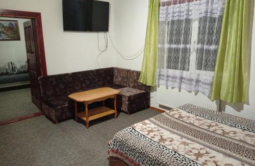 Slavske House | Едельвейс