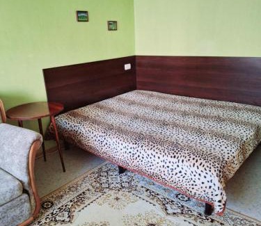 Dnipro Apartment | Квартира верх проспекта Александра Поля