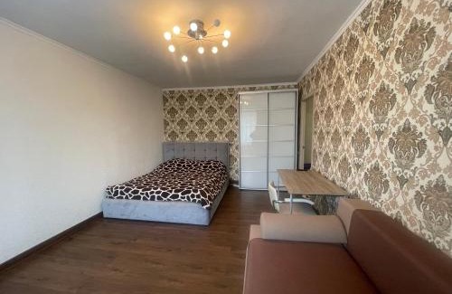 Zarichnyi District Apartment | Квартира на Ивана Сирка 2