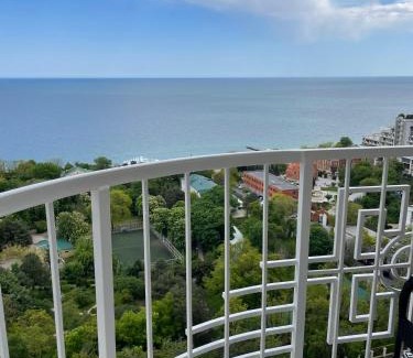 Arcadia Apartment | Квартира с авторским ремонтом, панорамный вид на море, свой балкон!