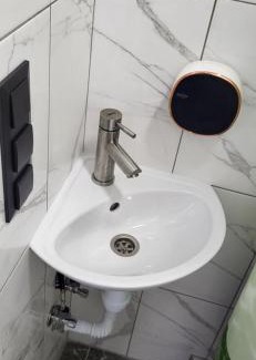 Kosuv Stary Apartment | Коновальця центр міні-студія