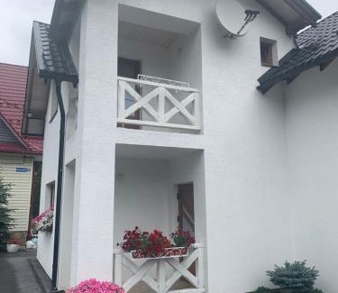 Yaremche Apartment | Котедж Зґарда