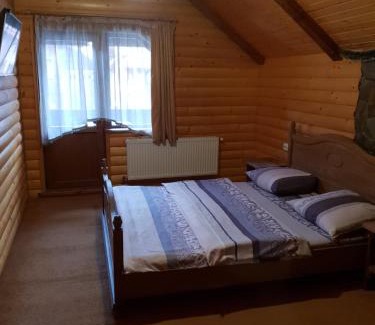 Tatariv Apartment | Котеджi у Бажанiв