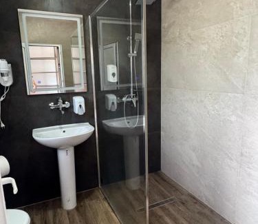 Mukachevo Hotel | Мотель "Козачок" з рестораном у Чинадієві
