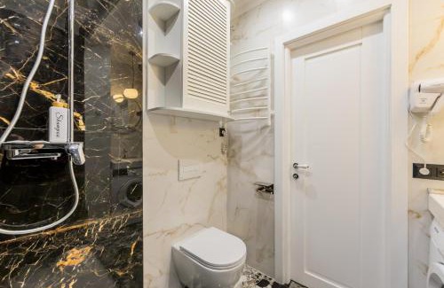Solomjanskyj Apartment | Новая дизайнерская квартира в Соломенском районе Киева