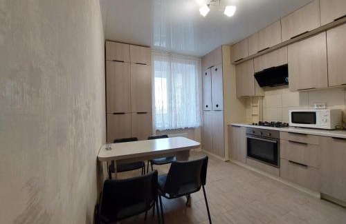 Lutsk Apartment | Однокімнатна біля автостанції, вулиця Зацепи