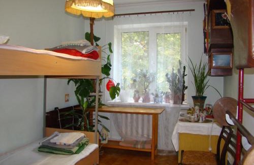 Lenins'kyi district House | Очень уютная, тихая, єко комната с видом на сад