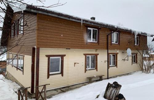 Vorokhta House | Подина