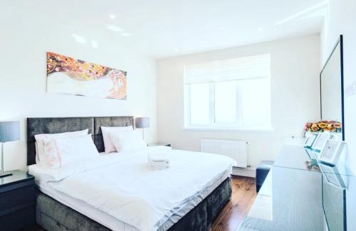 Obolon' Apartment | Роскошная 3к квартира 125м2. 22 этаж. Набережная. Дрим Таун.