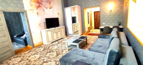 Kosuv Stary Apartment | Самий Центр!2поверх!2спальні! Кондиціонер! Після римонту!Галицька39