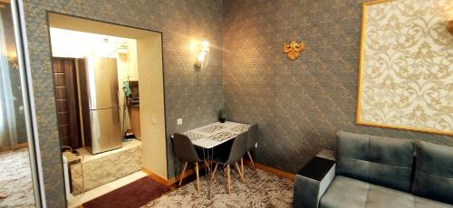 Kosuv Stary Apartment | Самий Центр!2поверх!2спальні! Кондиціонер! Після римонту!Галицька39